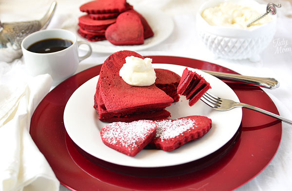 Red-Velvet-Heart-Pancakes_TidyMom